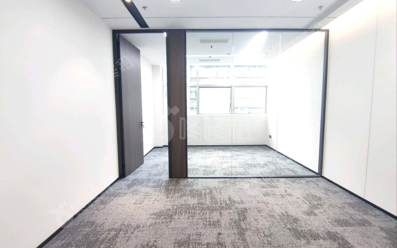 惠恒大厦_80平_精装_办公室开间