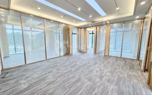 卓越城一期_308平米_精装_办公室房源出租