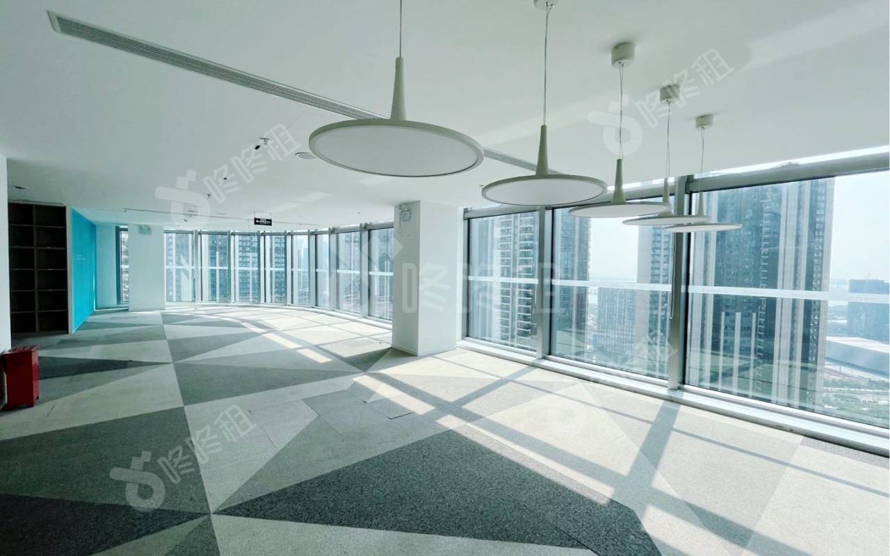 壹方中心_1567平_精装_办公室开间