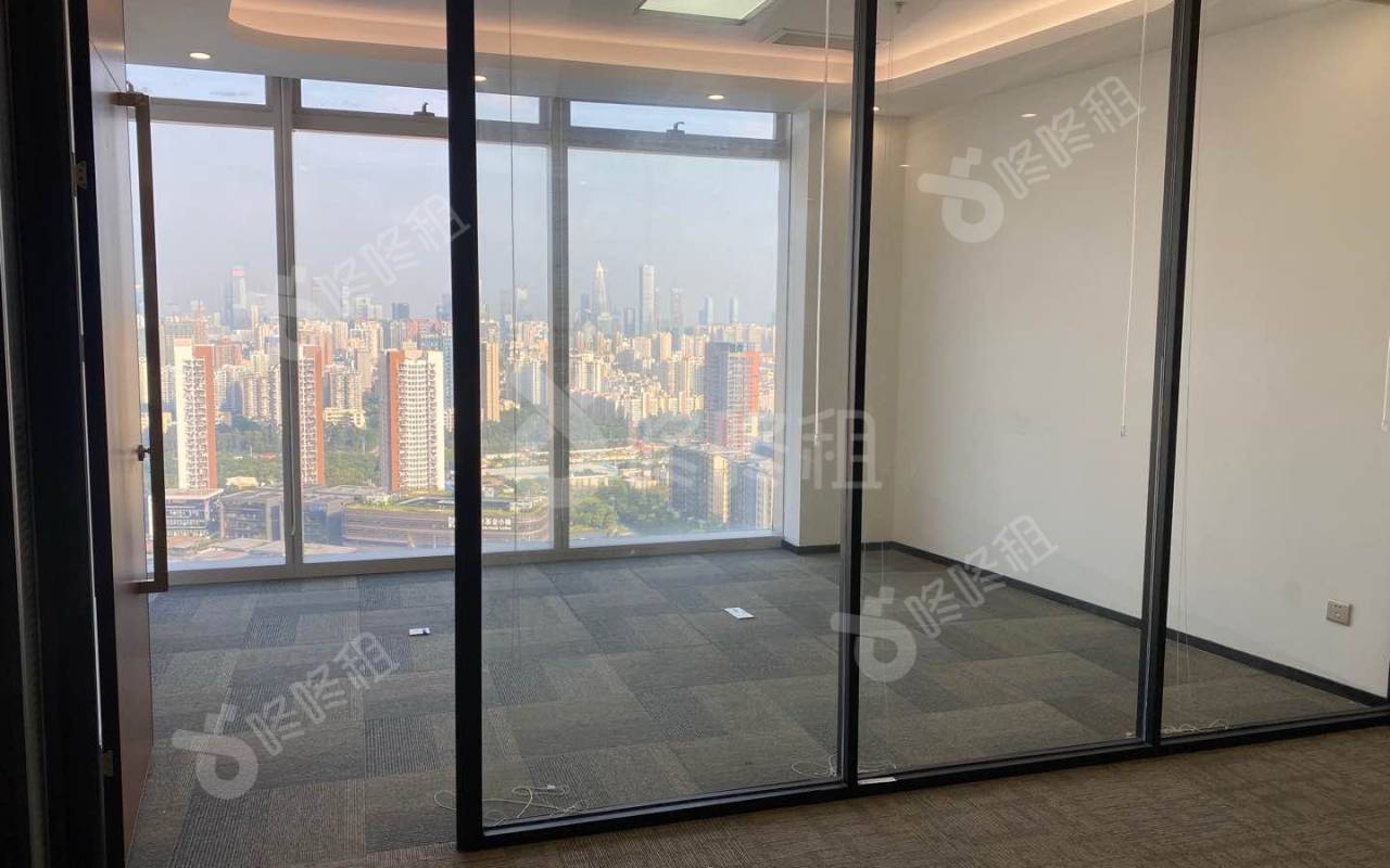 卓越前海壹号_185平_精装_办公室隔间