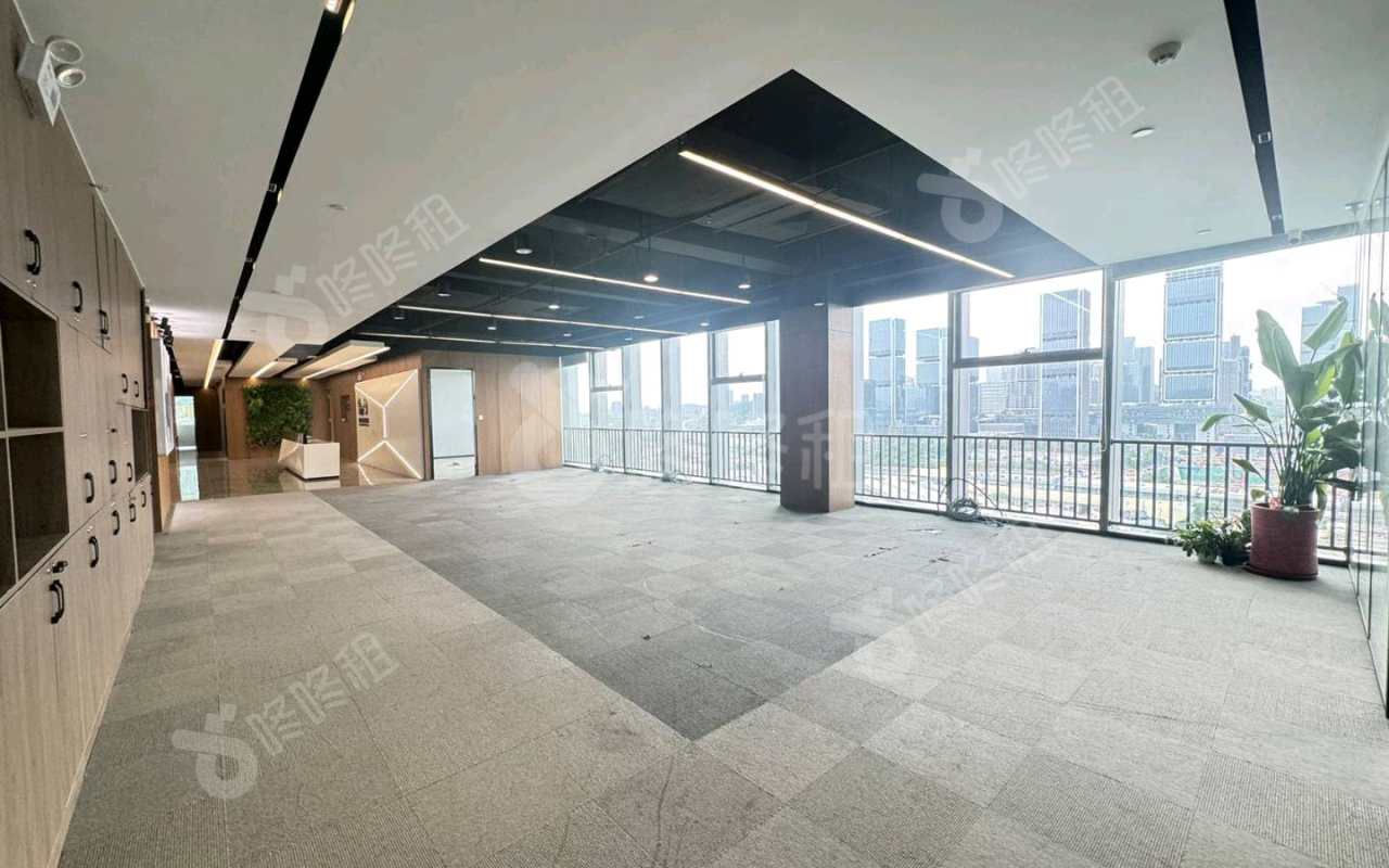 酷派大厦_1166平_精装_办公室开间