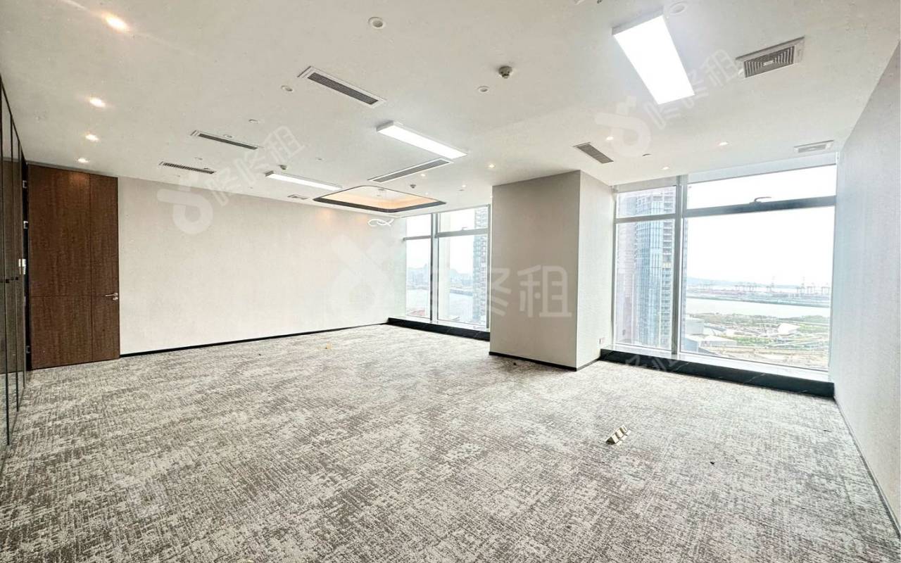 前海HOP国际_1289平_精装_办公室隔间