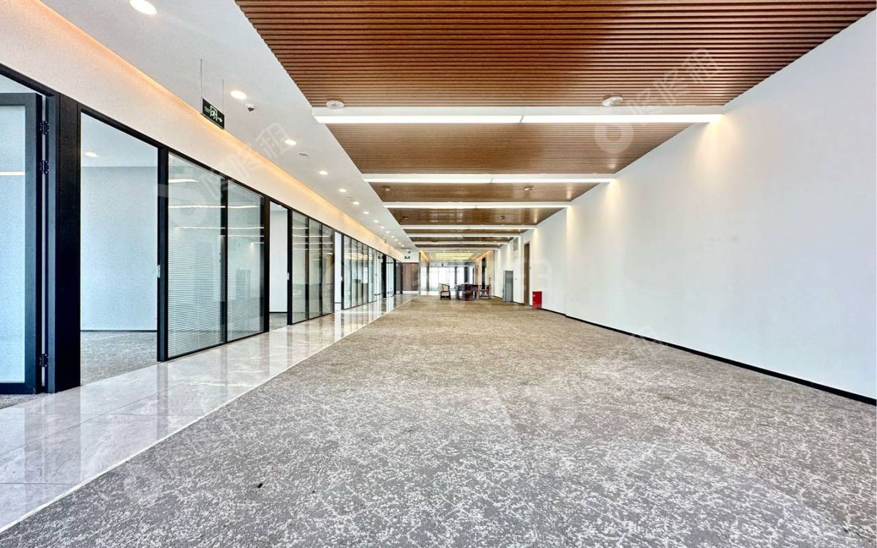 前海HOP国际_1289平_精装_办公室开间