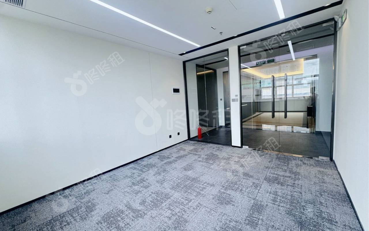 惠恒大厦_43平_精装_办公室开间