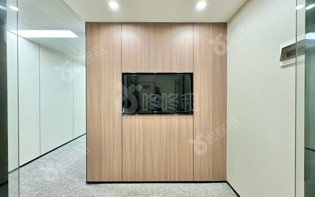 深圳市软件产业基地_88平_精装_前台