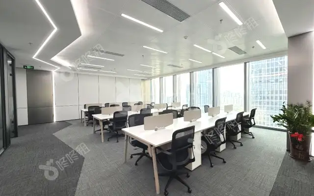 前海鸿荣源中心_423平米_精装_办公室房源出租