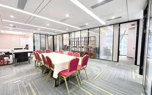 龙光玖钻_388平米_精装_办公室房源出租