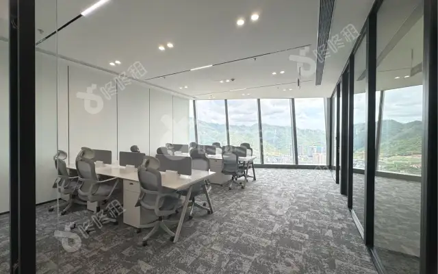 世茂前海中心（前海世茂大厦）_135.86平米_精装_办公室房源出租