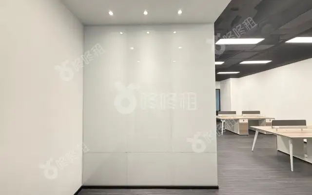 满京华SOHO艺峦_189平米_豪装_办公室房源出租