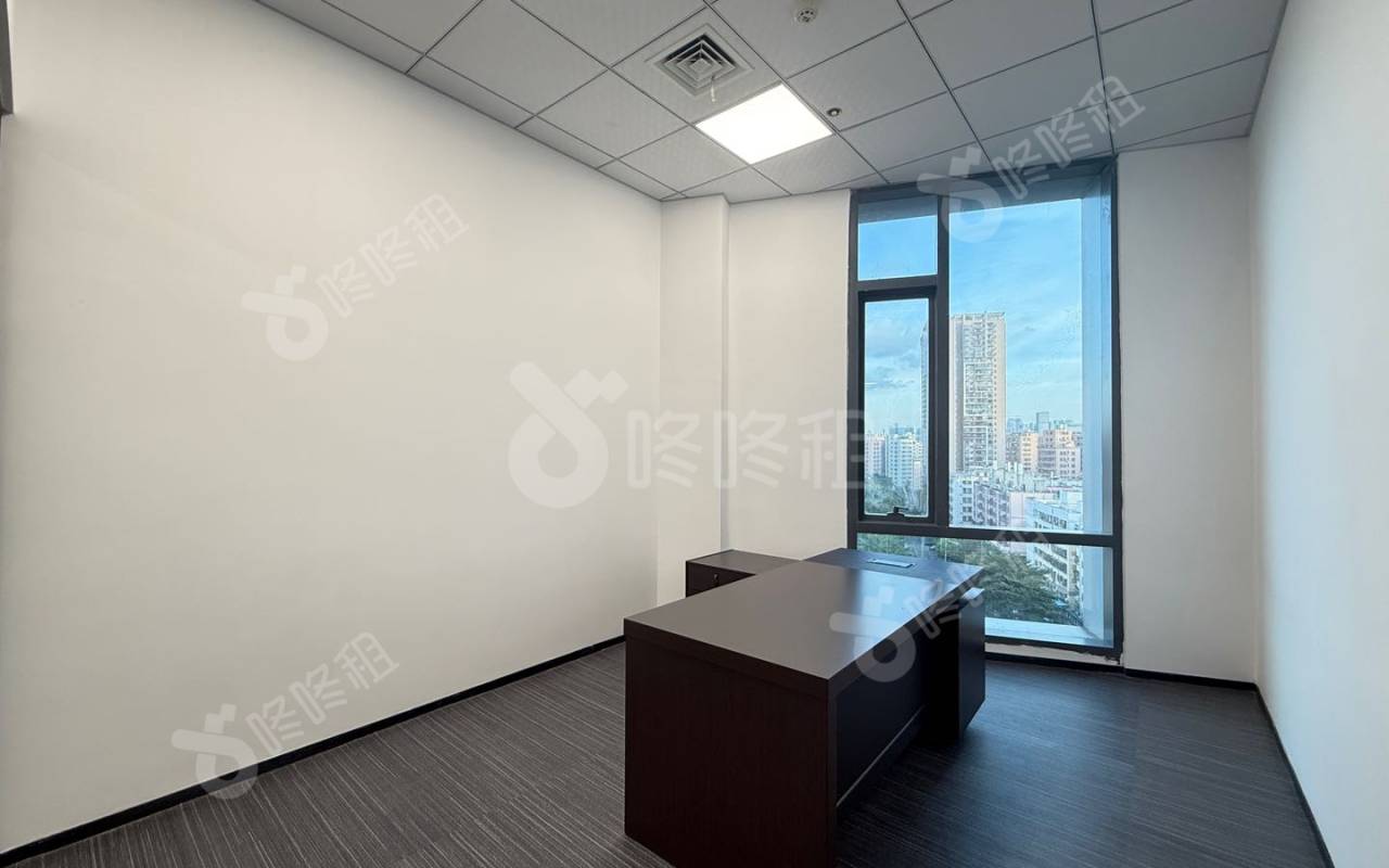 满京华SOHO艺峦_189平_豪装_办公室隔间