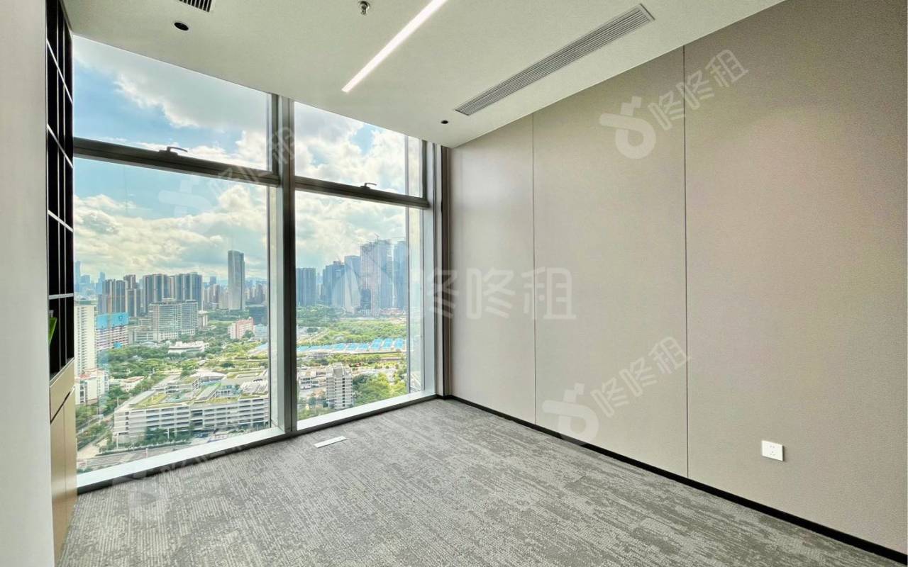 宝中卓越时代广场_133平_精装_办公室隔间