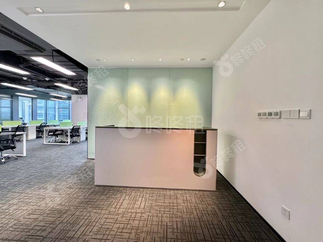 创益科兴科学园(创益科技大厦)_287.3平_精装_前台