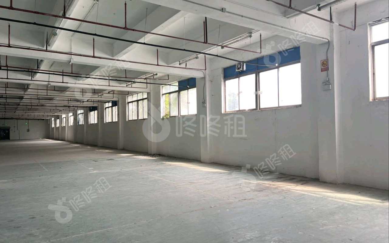 胜立工业园_3578平_简装_办公室开间