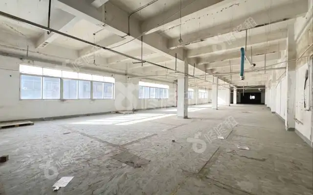 胜立工业园_894平米_精装_办公室房源出租