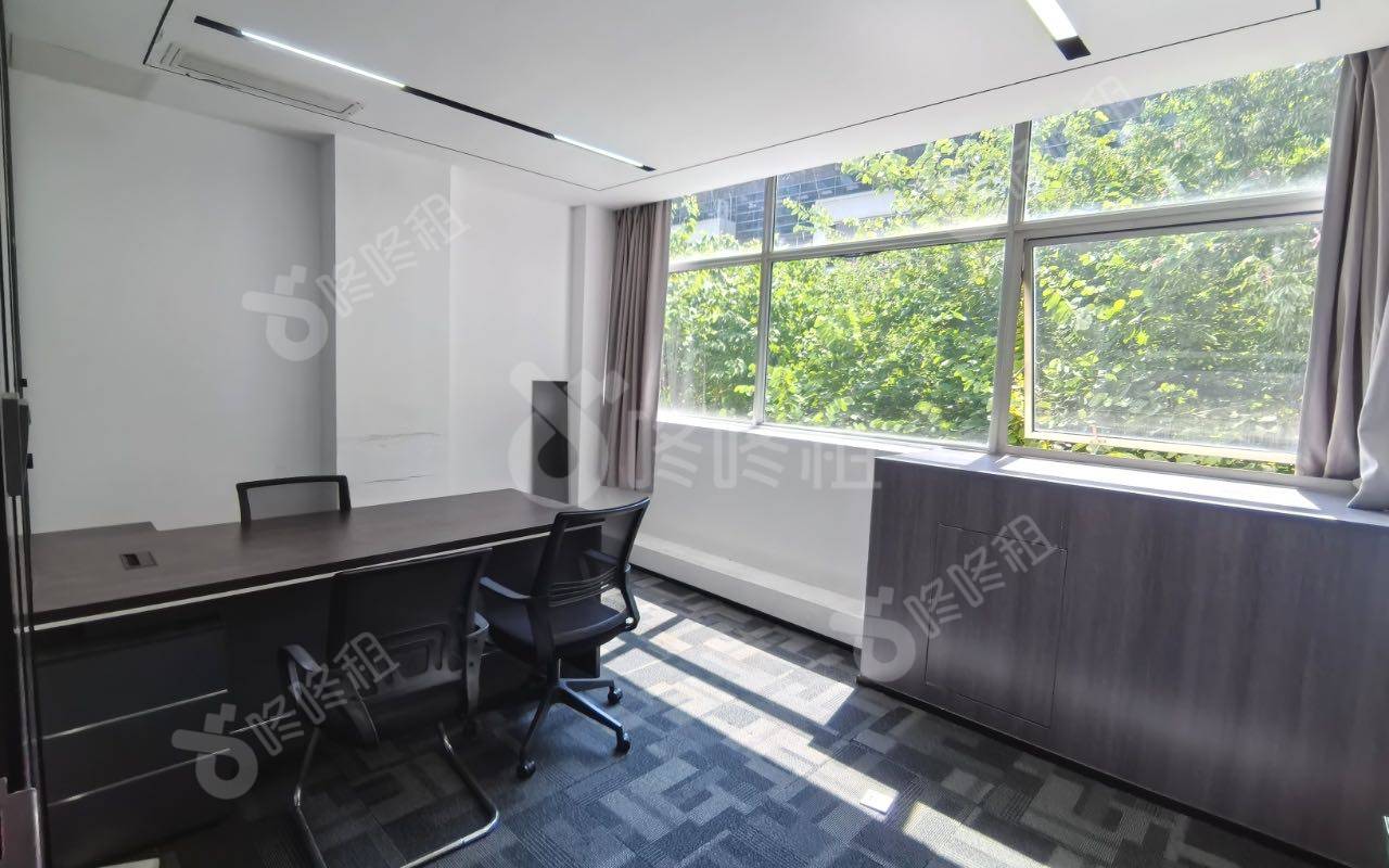 深圳软件园_112.5平_豪装_办公室隔间