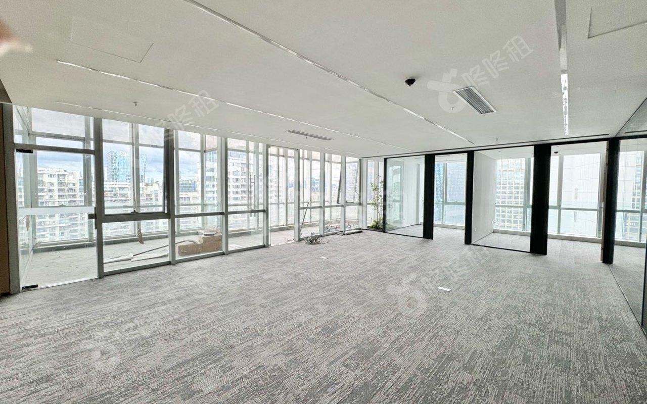 海岸城大厦_315平_精装_办公室开间
