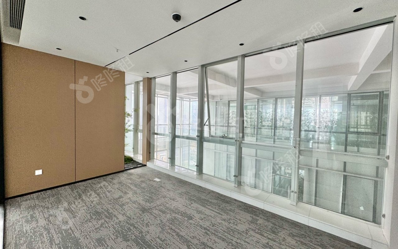 海岸城大厦_315平_精装_办公室隔间