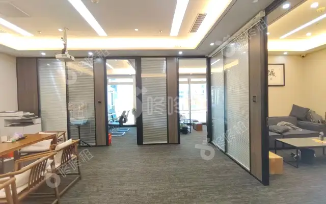 卓越世纪中心_218平米_精装_办公室房源出租