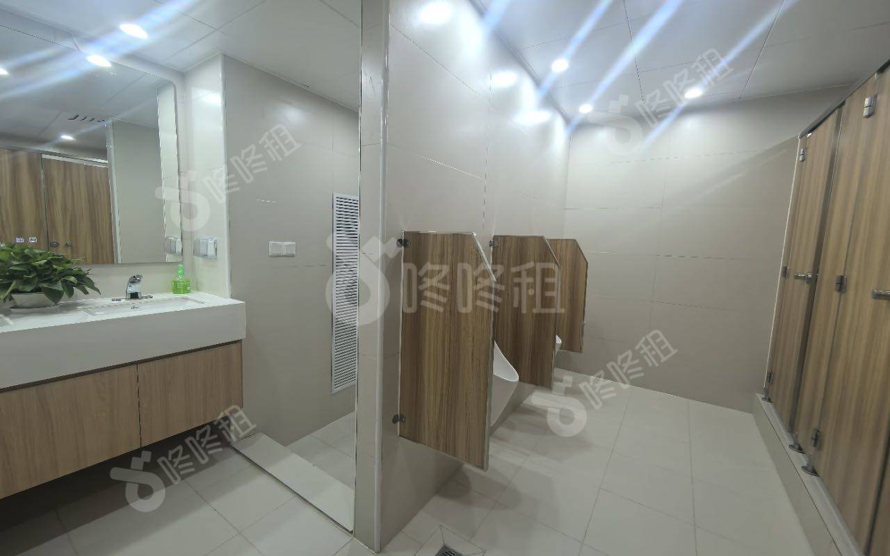 中银大厦_73平_精装_吧台