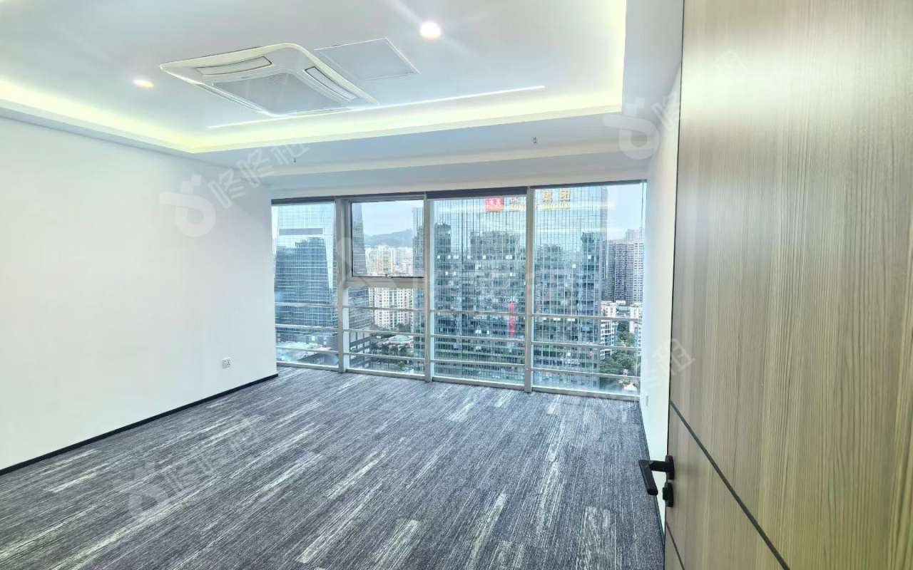 金润大厦_388平_精装_办公室隔间