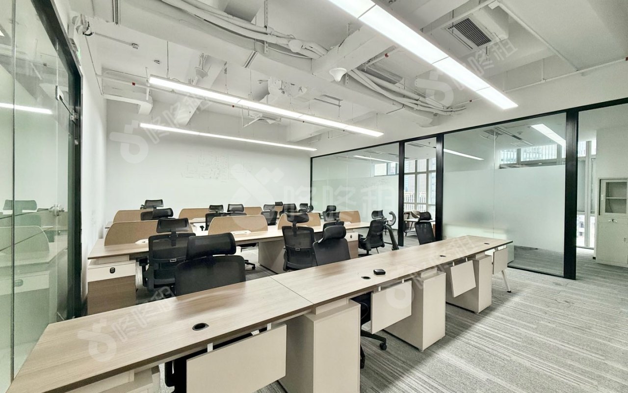 讯美科技广场_186平_精装_办公室开间