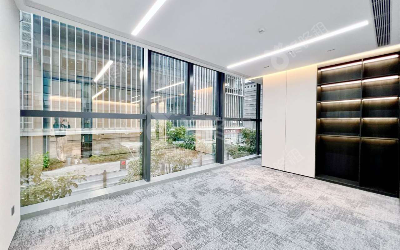 迅雷大厦_200平_豪装_办公室隔间