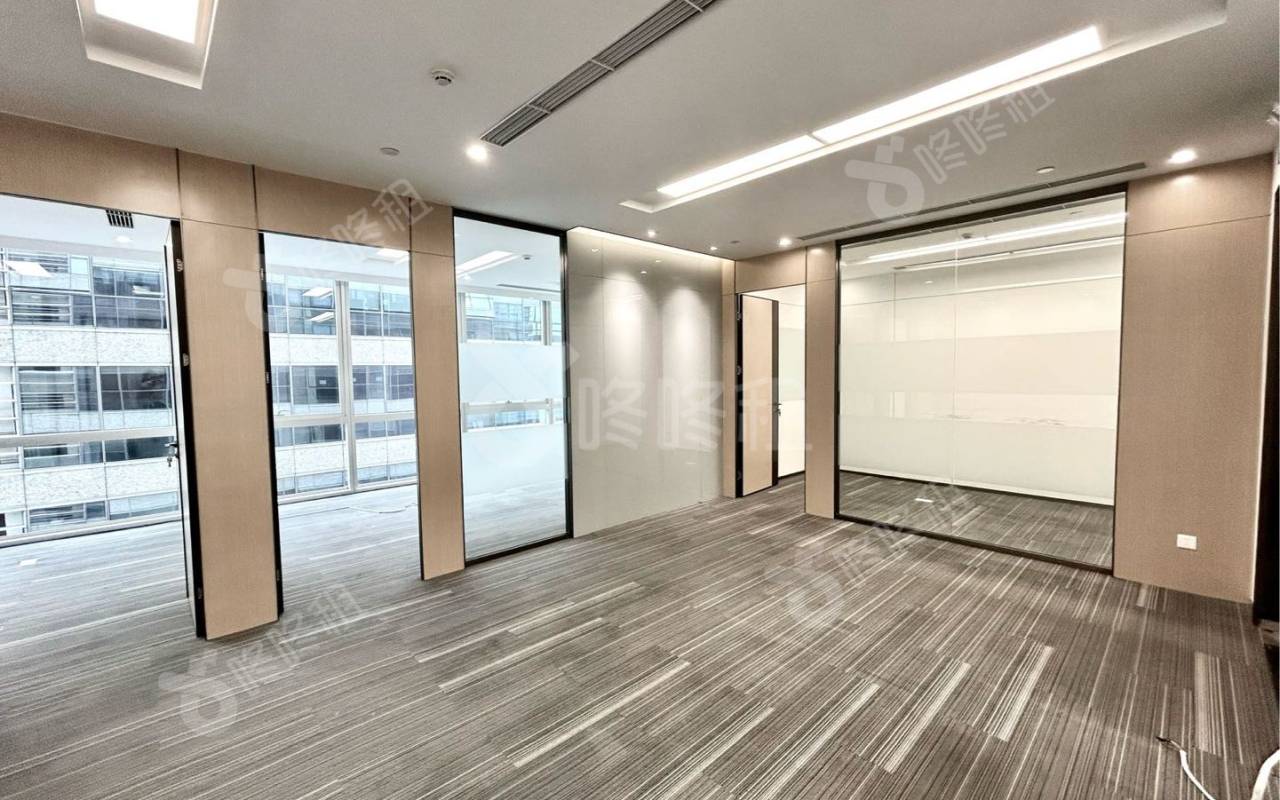 大冲商务中心_188平_豪装_办公室开间