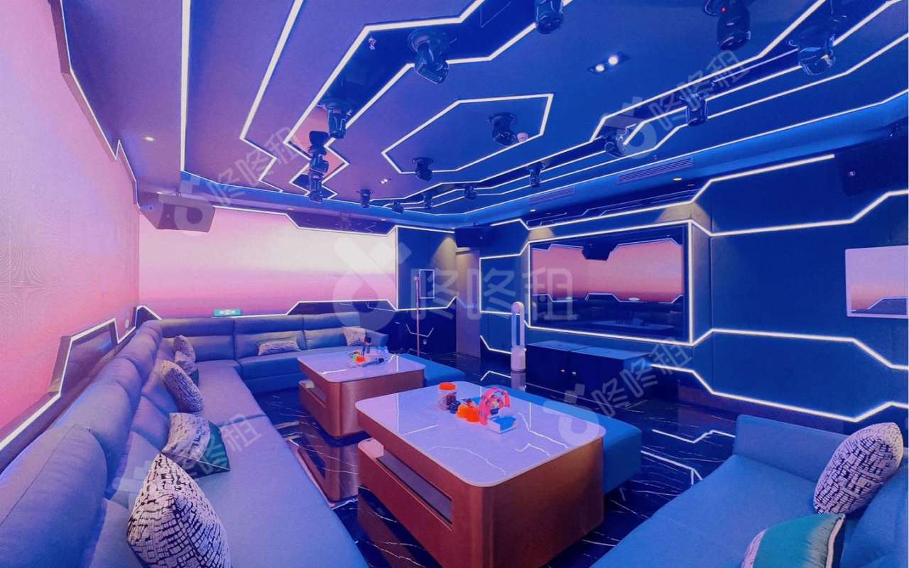 北科大厦_718平_精装_办公室隔间
