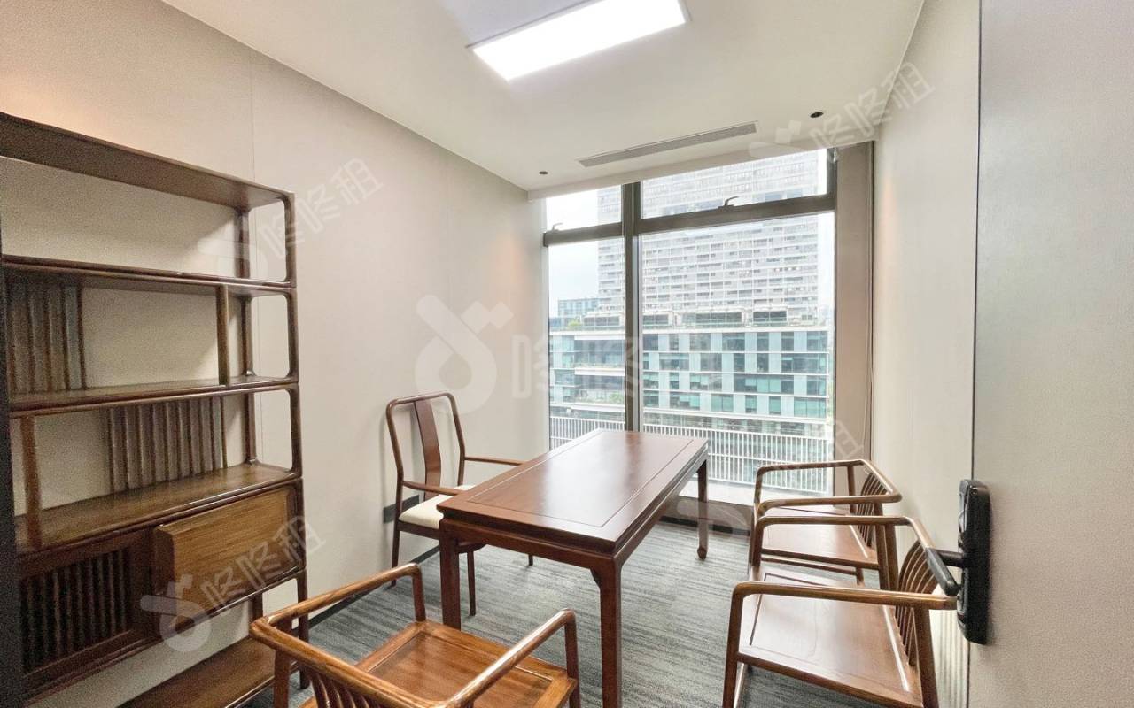 豪威科技大厦_462平_豪装_办公室隔间