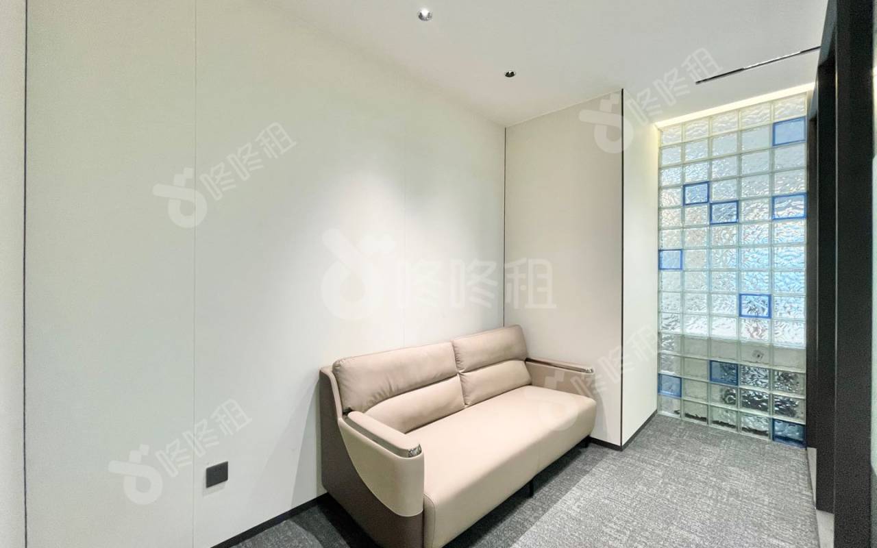 豪威科技大厦_462平_豪装_办公室隔间