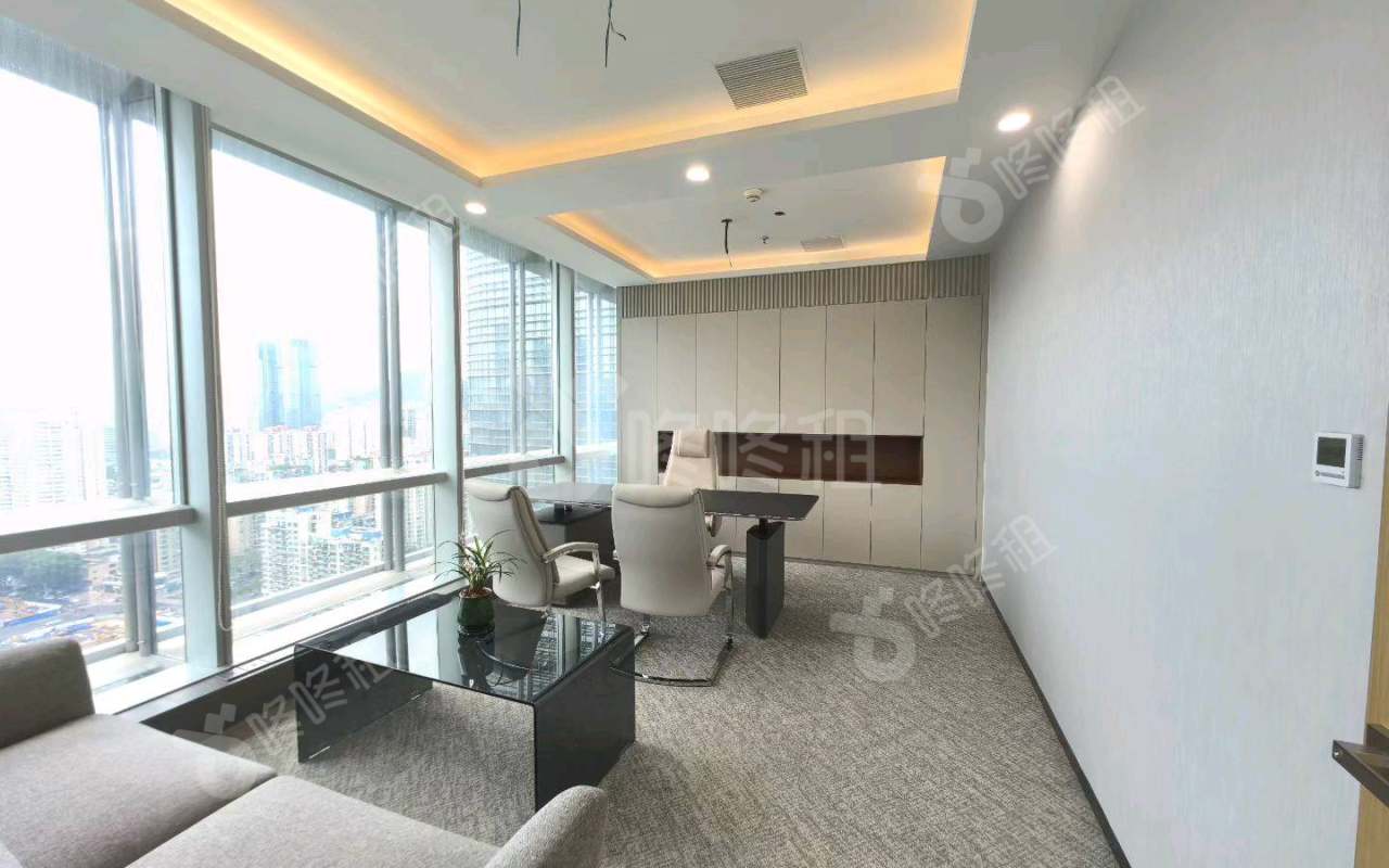 中洲控股中心_450平_精装_办公室隔间