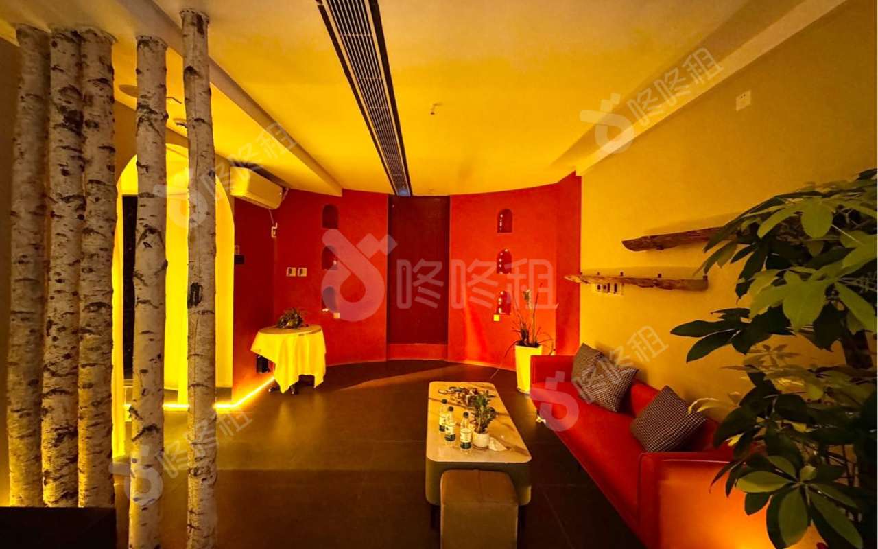 大冲商务中心_853平_豪装_办公室开间