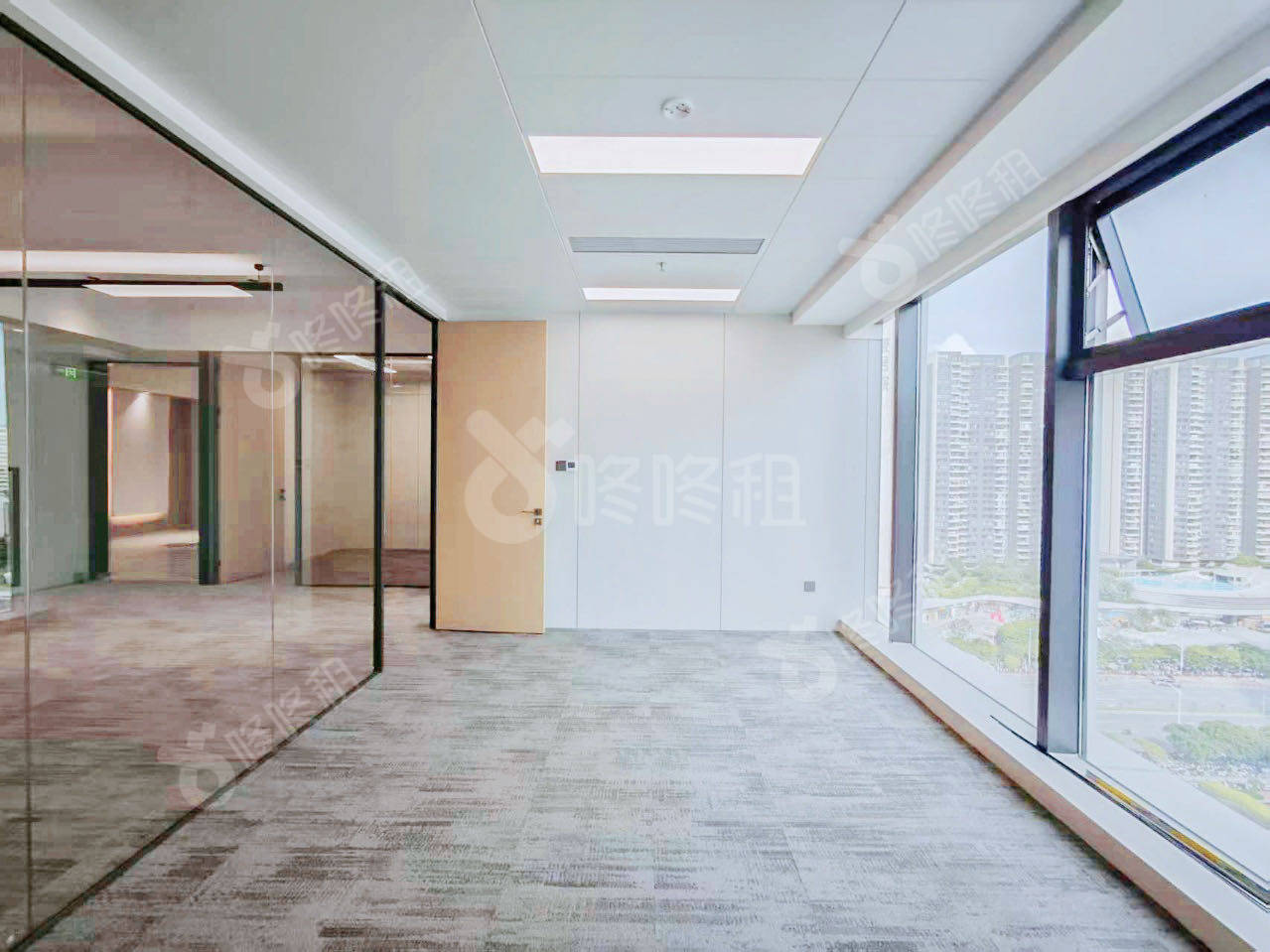 京地海樾府_206平_精装_办公室隔间