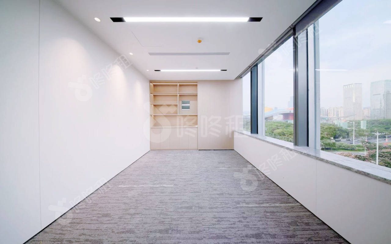 港中旅大厦_201平_精装_办公室隔间