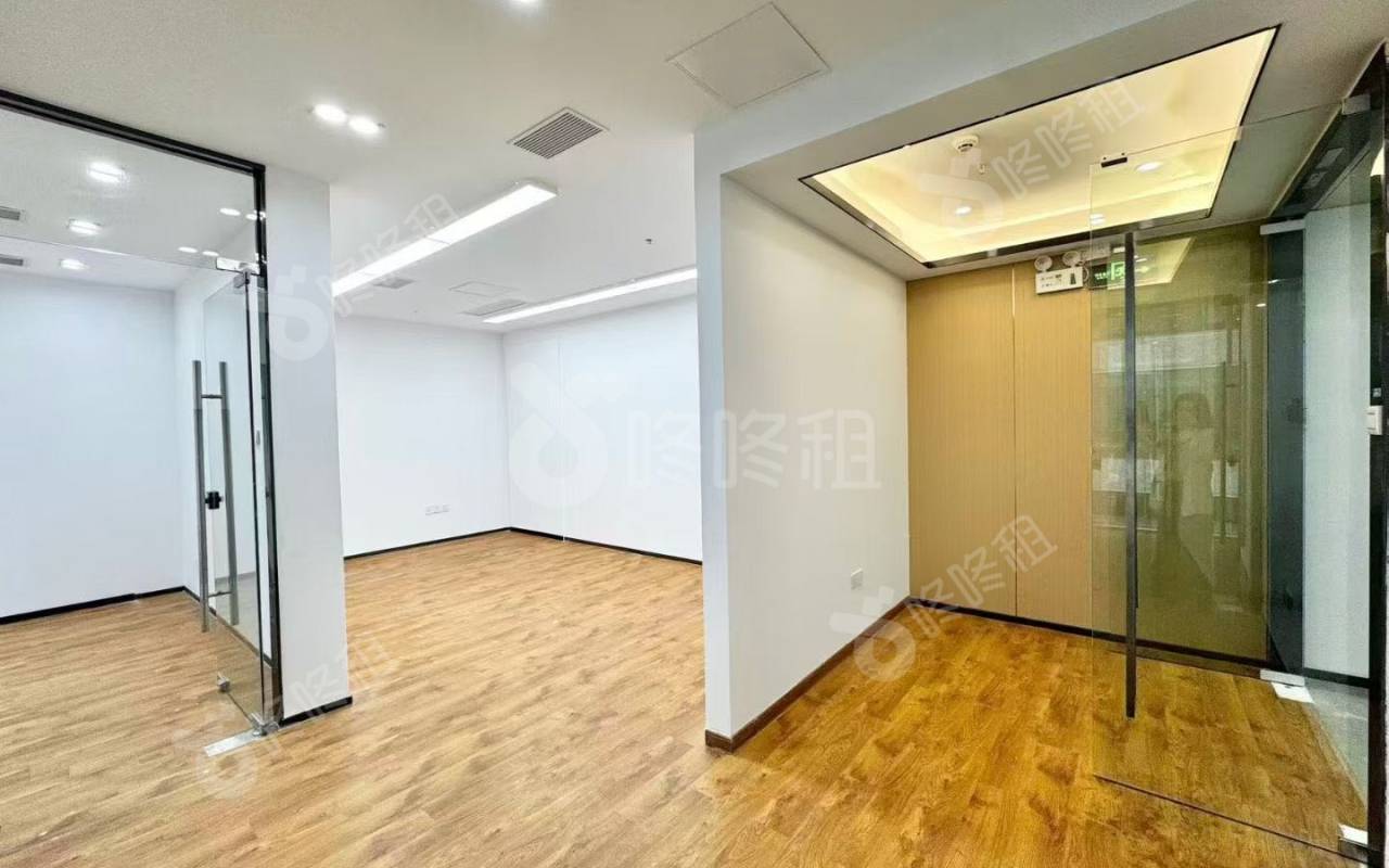 大冲商务中心_99平_精装_办公室开间