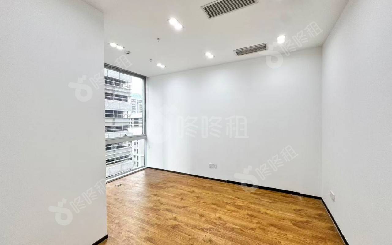 大冲商务中心_99平_精装_办公室隔间