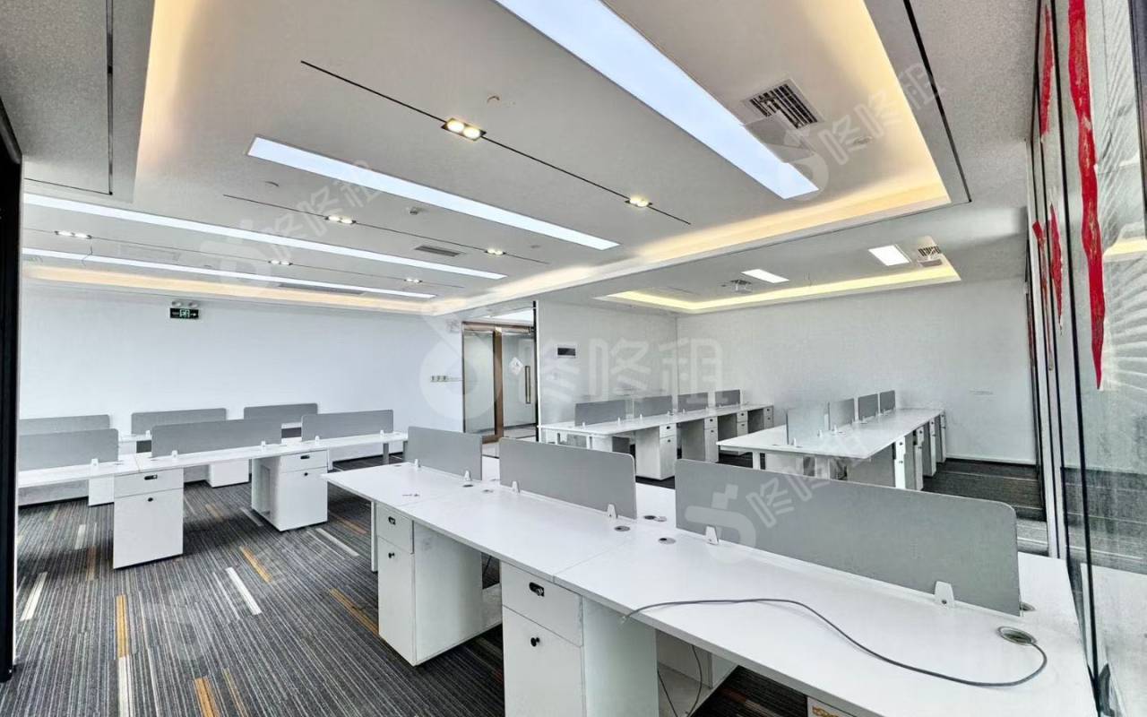 大冲商务中心_231平_精装_办公室开间