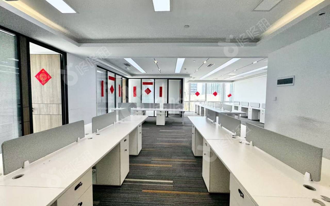 大冲商务中心_231平_精装_办公室开间