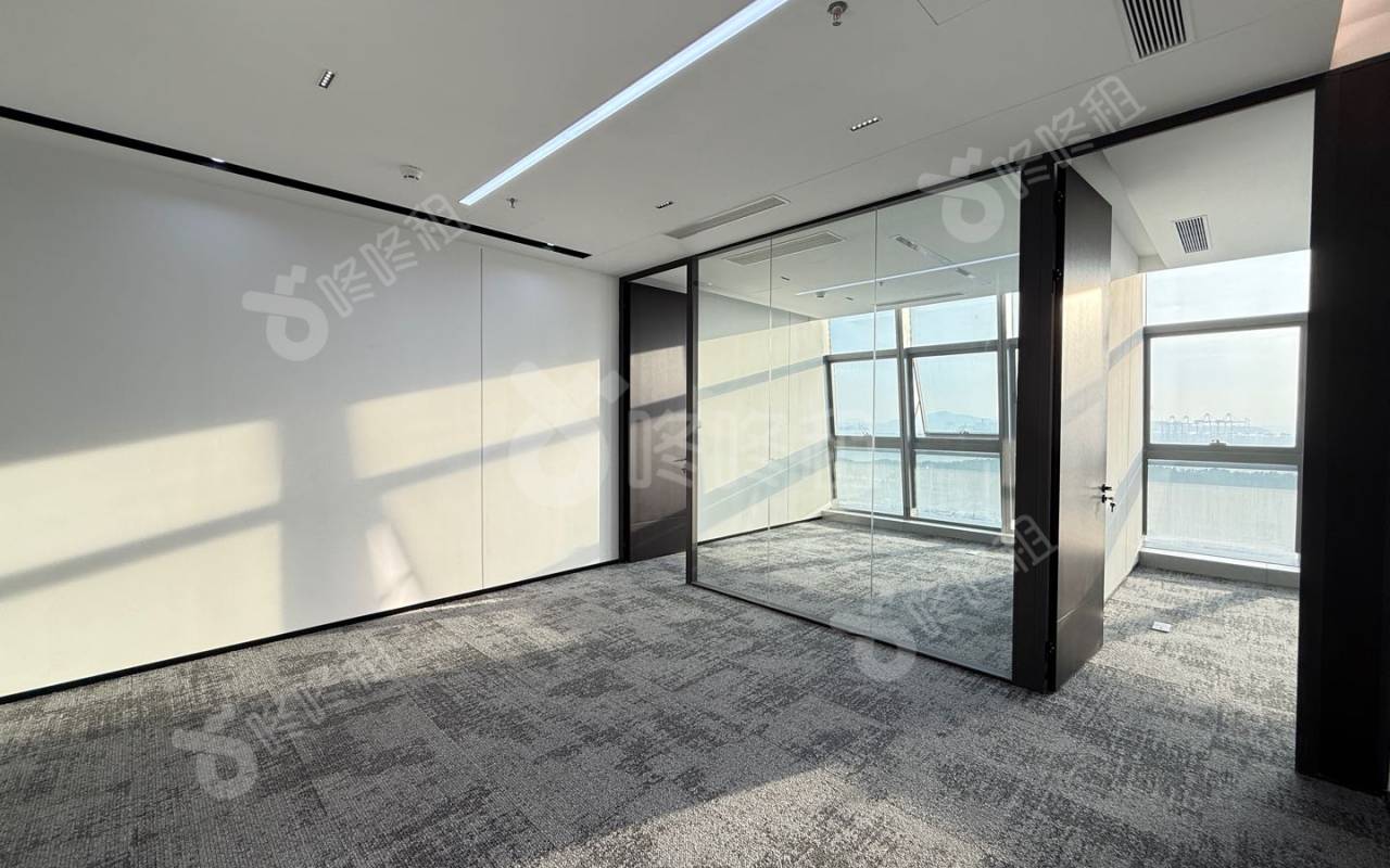 中意智慧大厦_117平_豪装_办公室开间