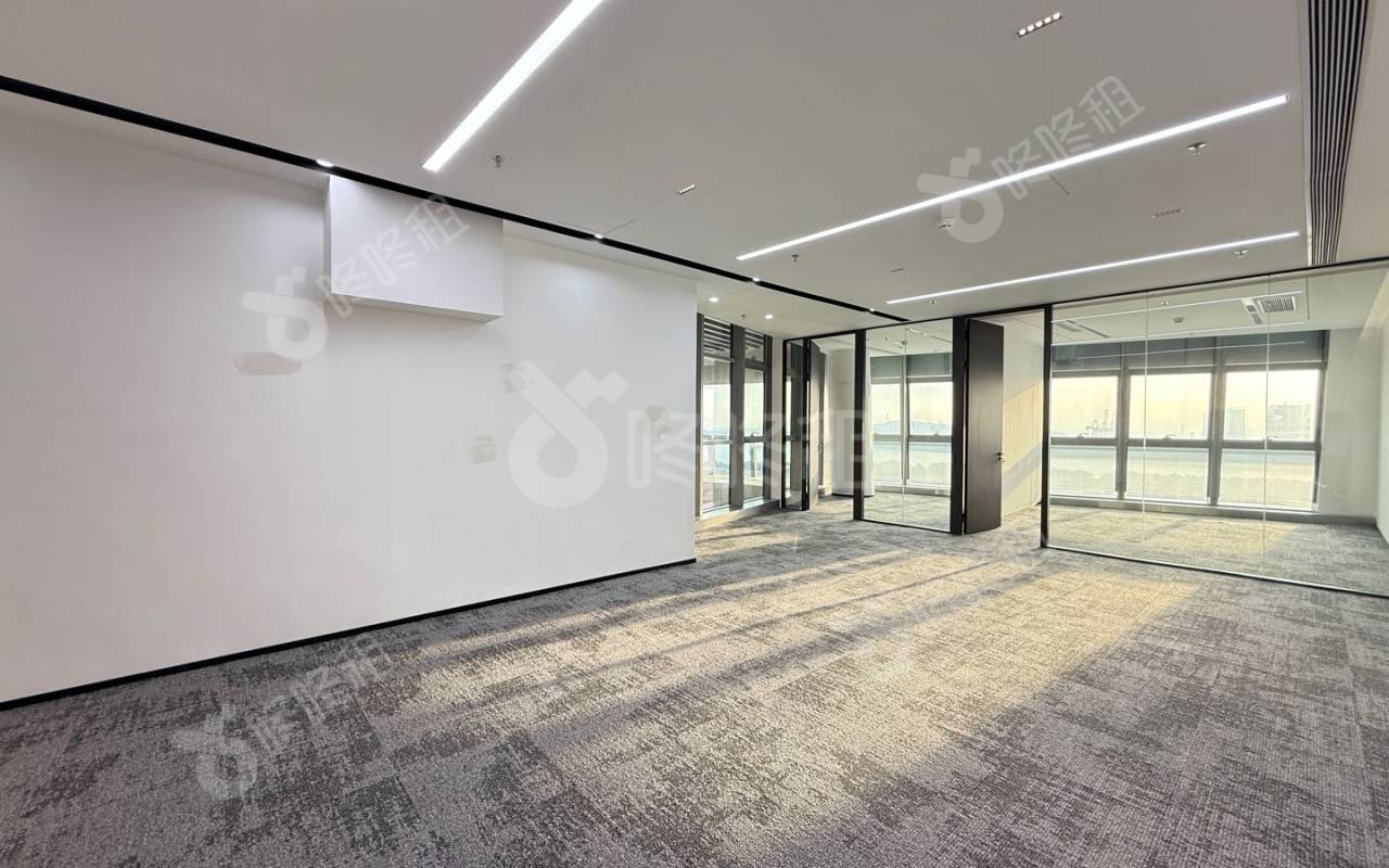 中意智慧大厦_167平_豪装_办公室开间