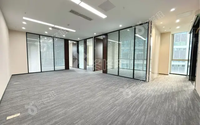 侨城坊_300平米_精装_办公室房源出租