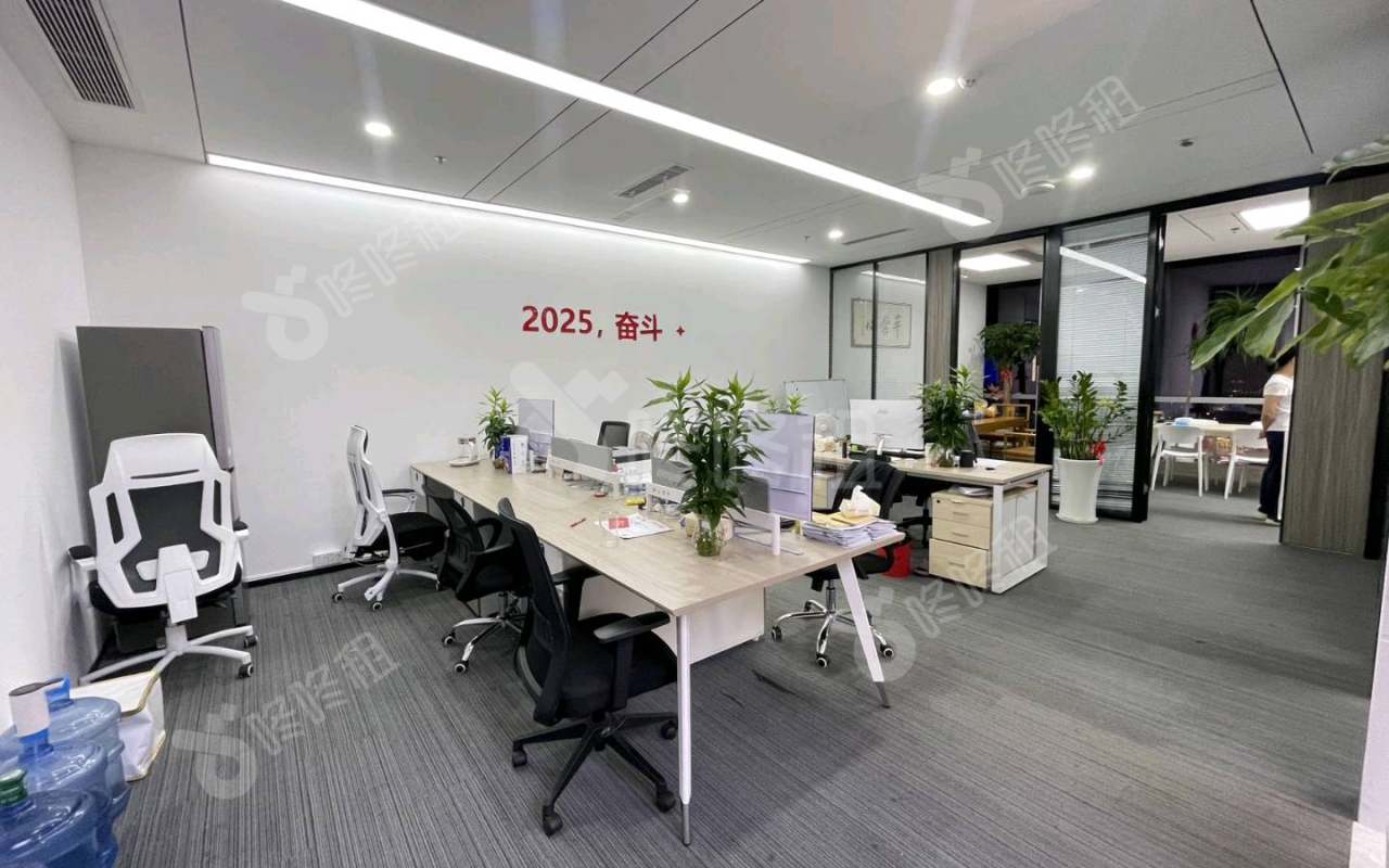 阳光科创中心_188平_精装_办公室开间
