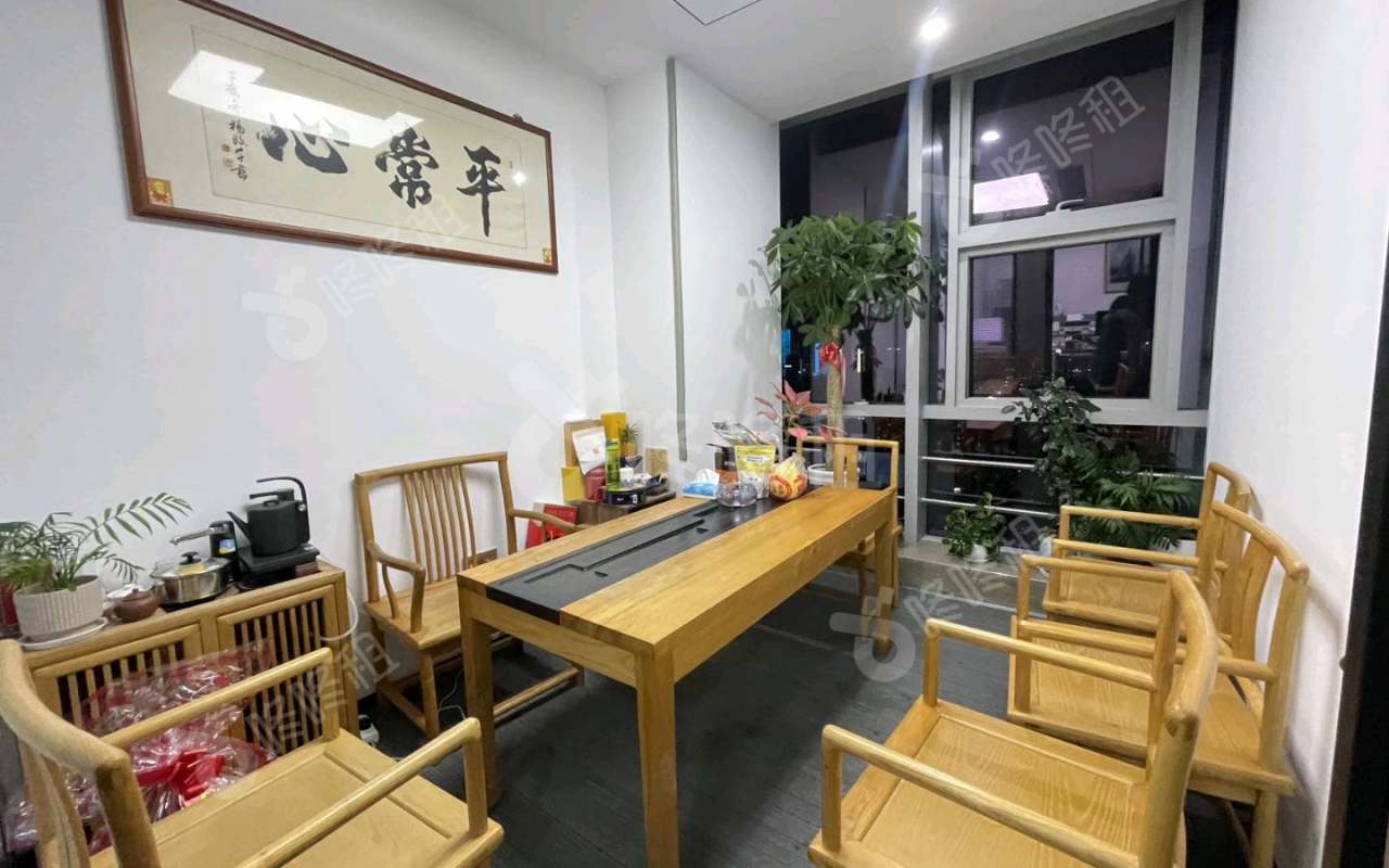 阳光科创中心_188平_精装_办公室隔间