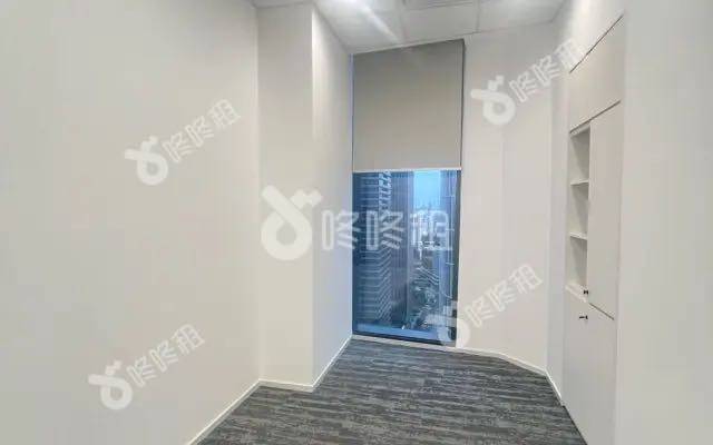 前海鸿荣源中心_503.2平_精装_办公室隔间