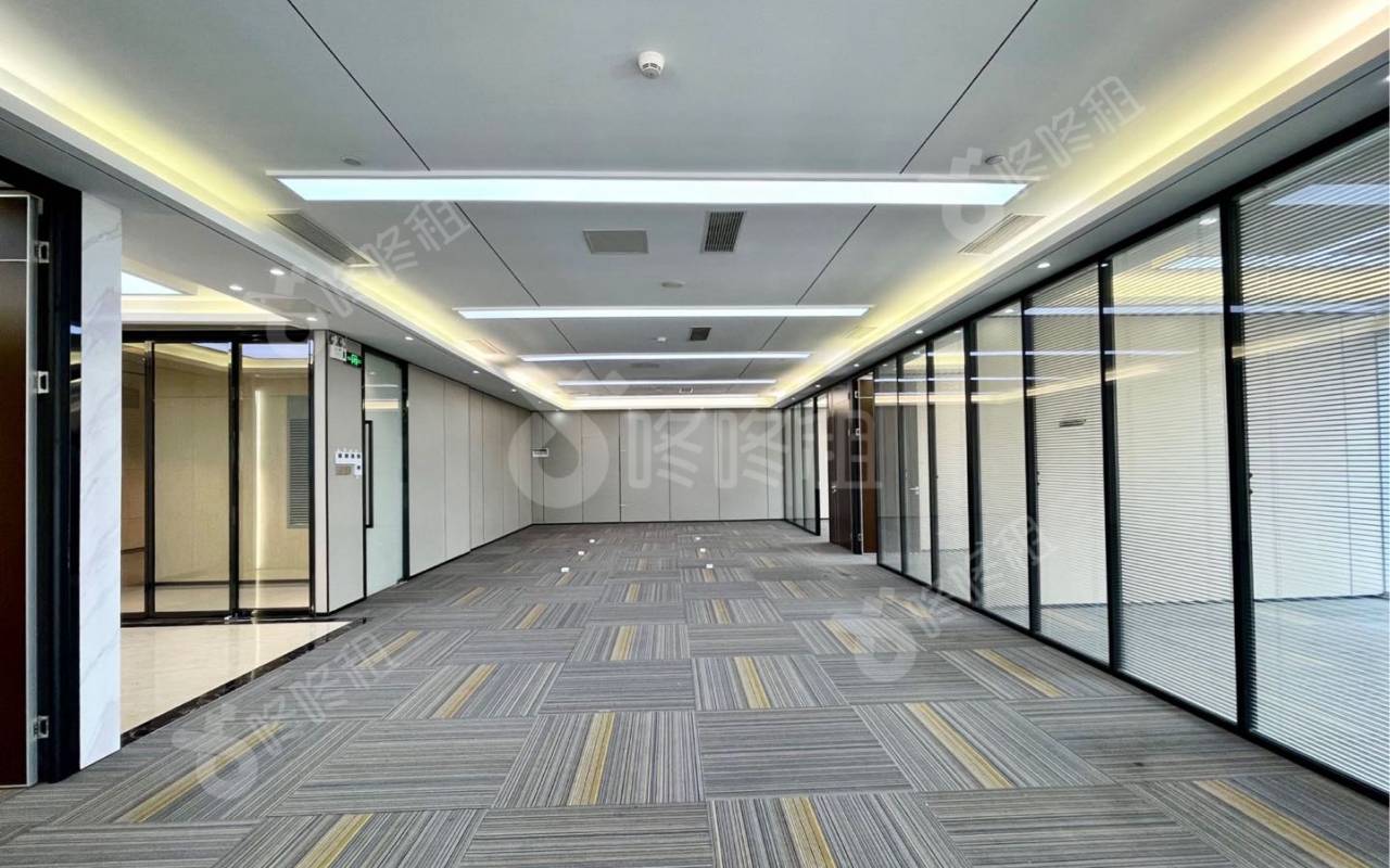 易尚中心_441平_豪装_办公室开间