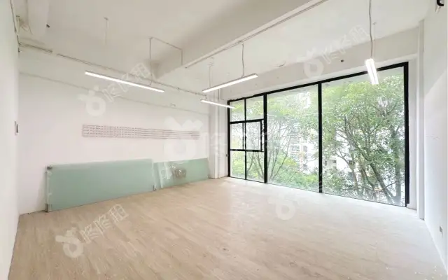 华侨城创意文化园_102平米_精装_办公室房源出租