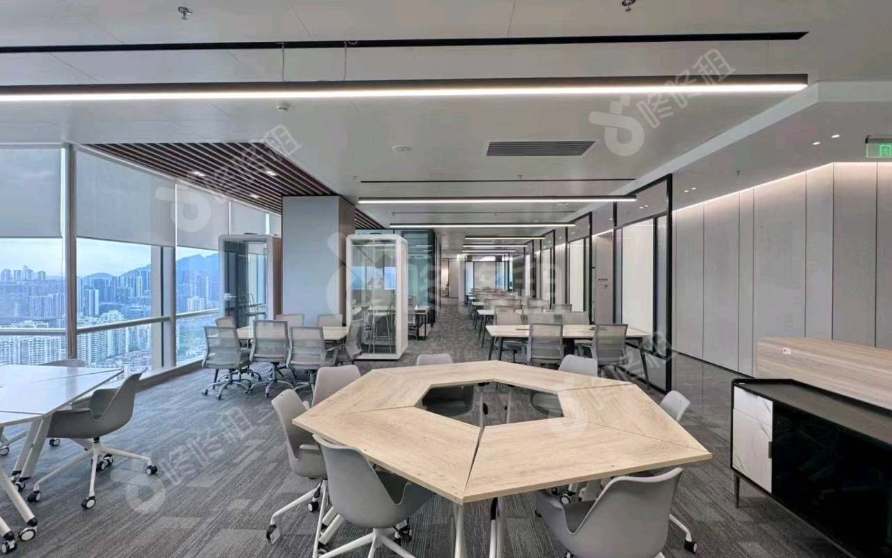 东海国际中心_1775平_精装_办公室开间