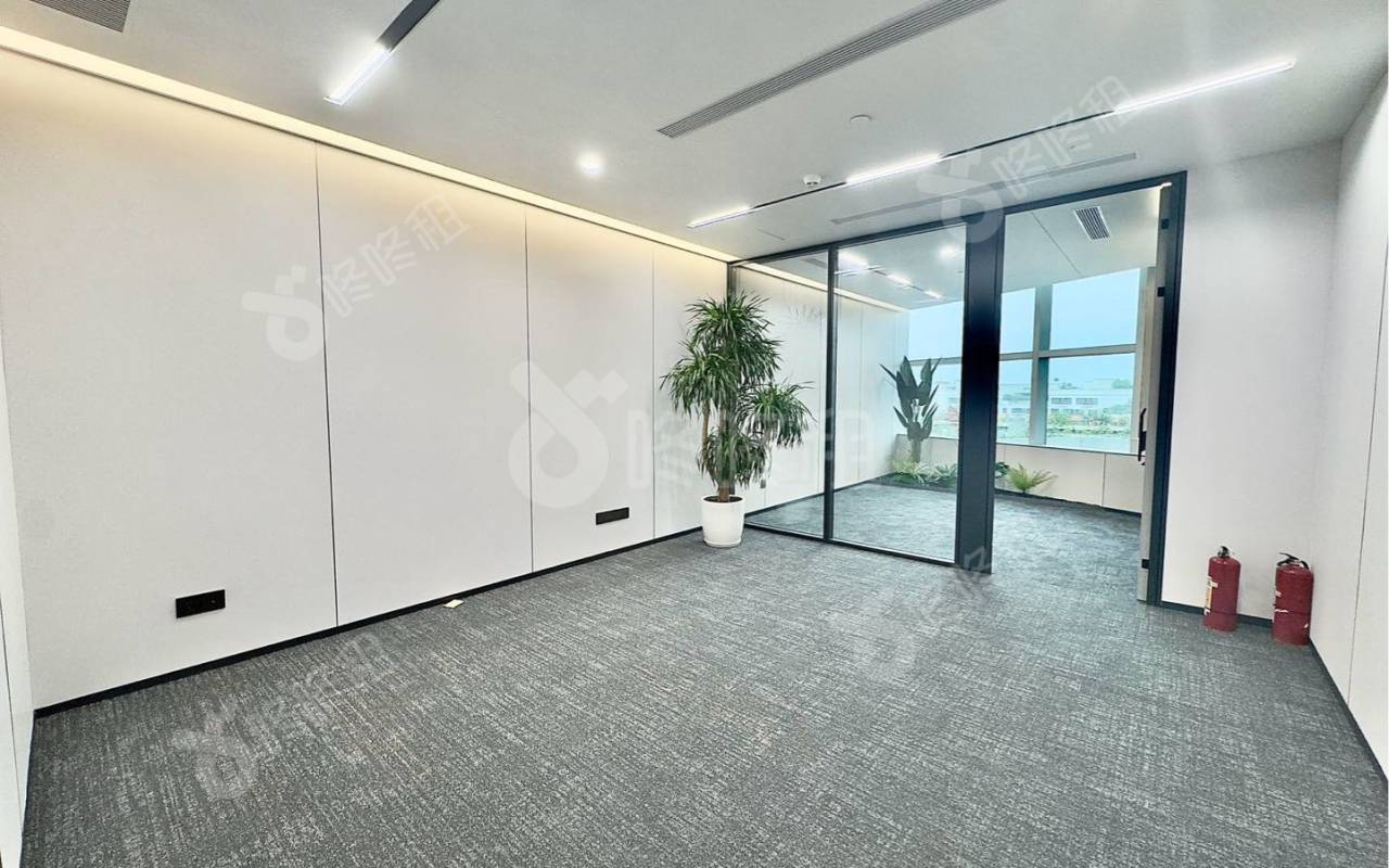 汉唐大厦_85平_精装_办公室开间