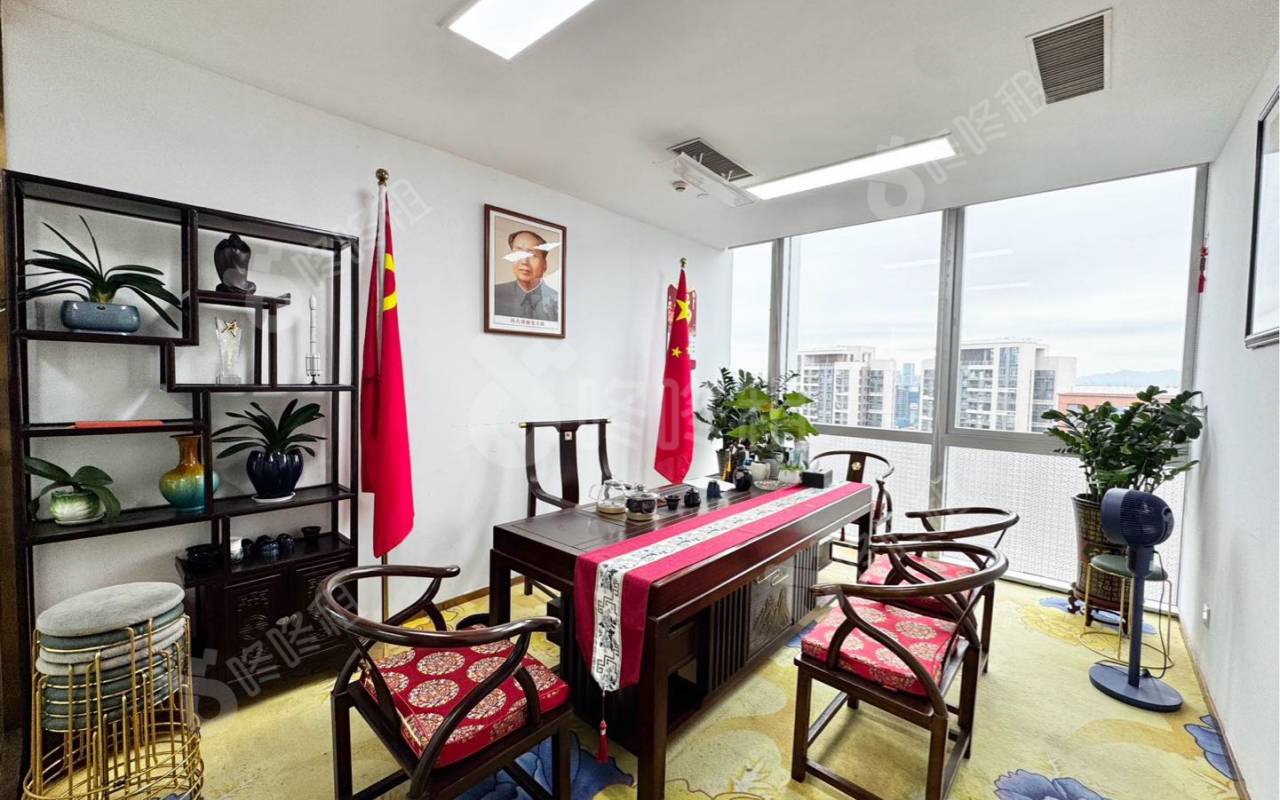 大冲商务中心_685平_豪装_办公室隔间