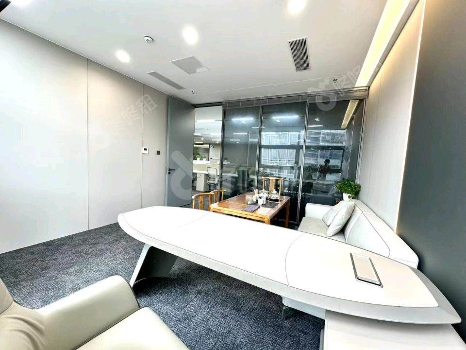 彩讯科技大厦_416平_精装_办公室隔间